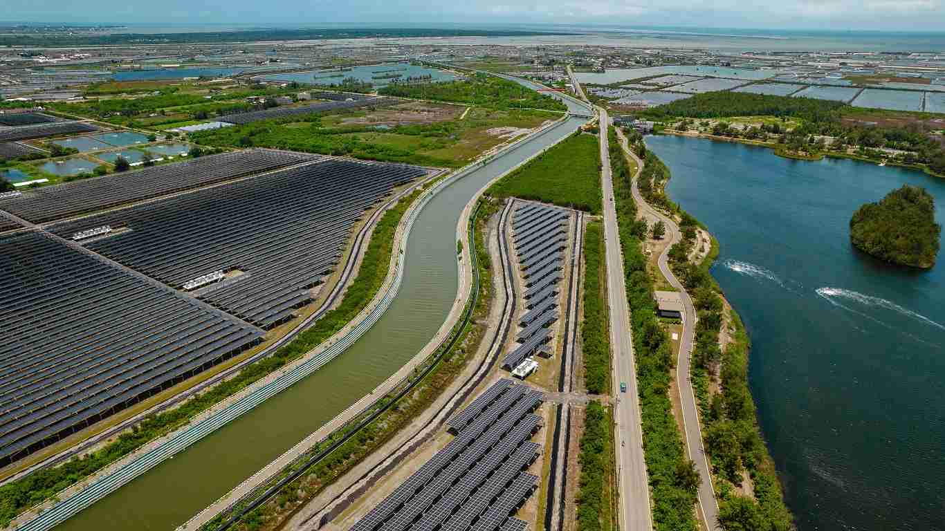 彩神vll能源事业提供智慧能源管理、、、太阳能监控管理、、、全方位电厂建置及运维解决方案，，，并拥有管理超过6000案场的经验